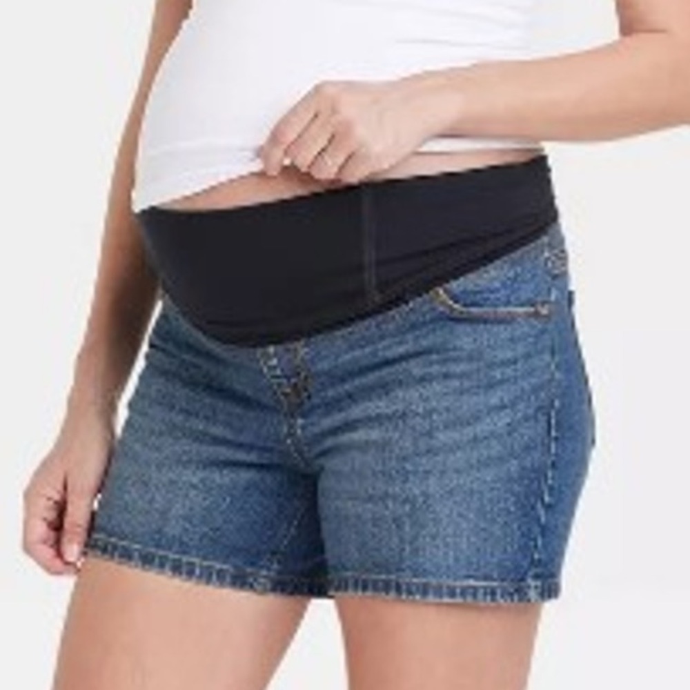 NWT Isabel Maternity crossover panel Maternity Denim Shorts